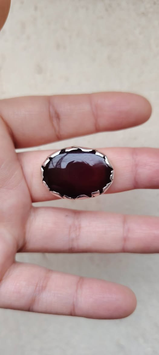 عقيق يماني كرز الكرز نخب اول صياغه يدويه ثقيله قطعه جميله جدا جدا قطعه خشنه
السعر خاص


**إذا كنت صاحب هذا الإعلان وتريد حذفه لأي سبب، رجاءا أرسل رسالة إلى الدعم الفني**