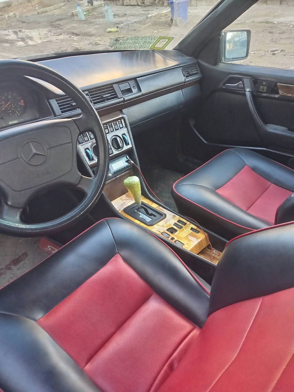 مارسيدس دب تك باب. موديل 90 رقم بغداد تحويل بأي وقت محرك 3200 خراطيم كير اوتو  كشنات رياضي سياره شوف العين. السعر ٤٥ بيهه مجال العنوان بغداد ابوغريب عمارات الألبان. ***********
