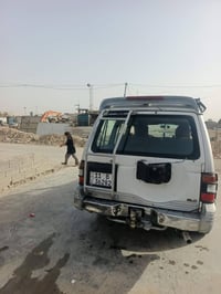 باجيرو البيع موديل  1995 رقم نكليزي بسمي تحويل ثاني يوم مكينه فيفتي جد...