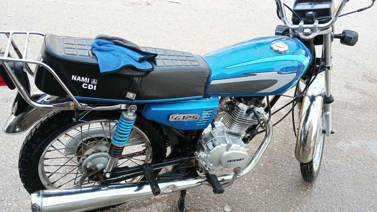 للبيع دراجه ادوات قرار كامله ما ناقصها شيء 
600 وبيها مجال شراي يجي خاص


**إذا كنت صاحب هذا الإعلان وتريد حذفه لأي سبب، رجاءا أرسل رسالة إلى الدعم الفني**