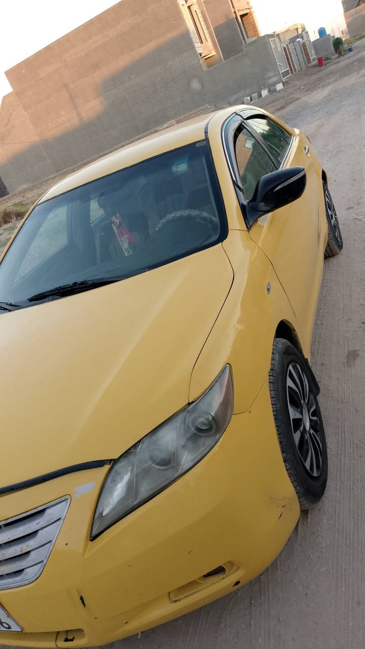 السلام عليكم للبيع كامري موديل 2008 تكسي مصفره هيأه بئسمي تحويل مباشر محرك 2400رقم بغداد السعر 58 وبيه مجال المكان  الفلوجه الصقلاويه الشهداء التواصل ***********///***********
