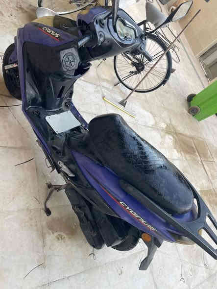 دراجه سكنس للبيع دراجه نضيفه بيه خيط تبخير مكينته ناعمه ومآبيه شي نكره سلف وهندر كهربائيات كله شغاله دراجه حلوه ونضيفه السعر 150 وبيه مجال مكاني الشطره وهذا رقمي ***********
