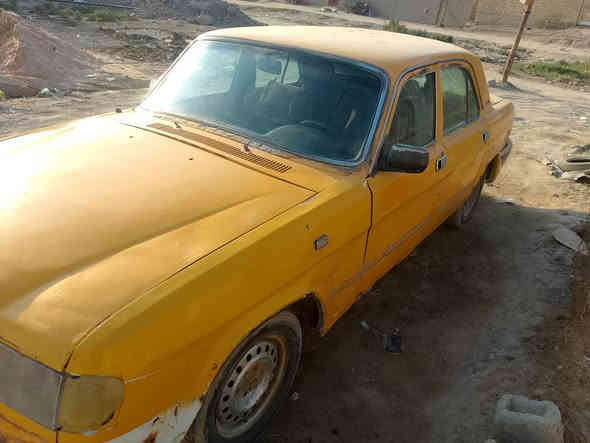 سلام عليكم فولكة للبيع او امراوس حسب القناعة مكينة 2500 بس ماترجع بك السعر 12ورقة مكاني سوق الشيوخ حي العسكري ***********
