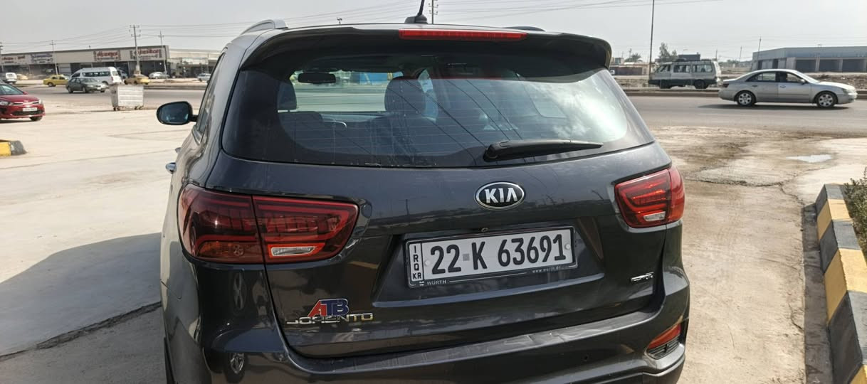 السلام عليكم
للبيع سورنتو موديل 2020
فول مواصفات وراد خليجي سيارة كلين كشنات تدفئة تبريد رادار امامي وخلفي كامرة 360 سيارة لبتند سيارة حلوة ونضيفة واحد على واحد وبل واقع احلة من صور 6سلندر الشراي يتصل ***********
