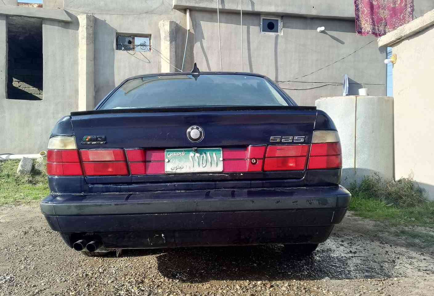 السلام عليكم بي ام 525اصل كير محرك شرط شاشه كامره سنتر لوك سياره جاهزه رقم نينوى معامله كامله مال الماني شرط التحويل  السعر 40ويرهم مراوس حسب القناعه للاستفسار ***********
