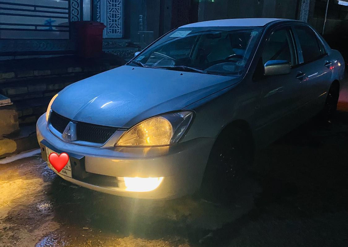 سلام عليكم لانسر 2011
مكينة2000
تدفئة تبريد 
تخم تاير جديد
صدر جديد
شاشةكامرة 
سيارة مال بيت 
شرط تحويل
صبغ حزام جراد فقط مكفولة من الضربة والكص 
مكان بغداد حي اور
رقم/*********** اتصال فقط
السعر85بيها مجال
