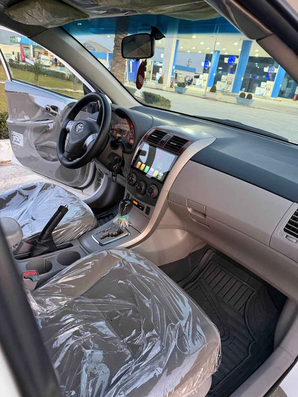 تۆیۆتا بیکاشۆ ٢٠١١ ئەمریکی
سەیارەکە دوو پارچەی بۆیاخە 
ڕەقەم و سەنەوی نویە 
تابلیی توند و تۆڵە ٤ تایەی تازەی بۆ بەستراوە
نرخ / ١٢٦ گەڵا
ژ.م / ***********
شوێن / ڕانیە رانية, السليمانية
