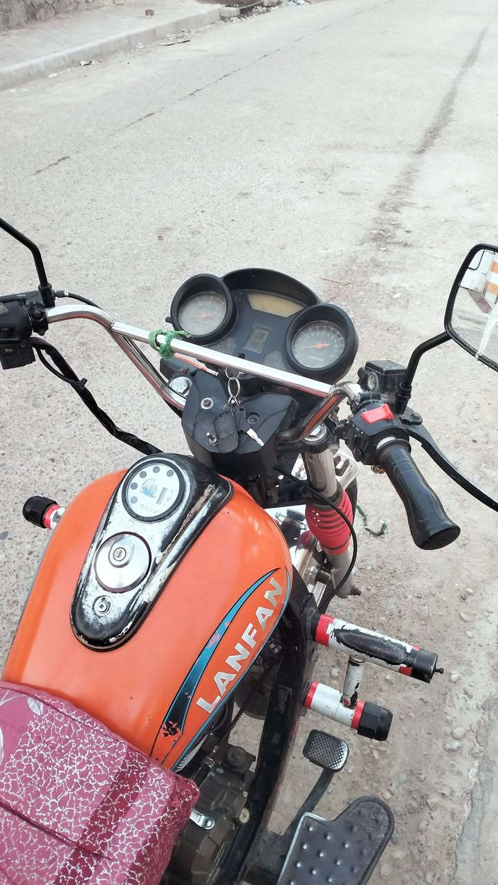 سلام عليكم ستوته البيع ستوته ايفان فرس موديل 2021  ستوته حلوه  محرك 200 وراق كامله وكيله بل بصره واكو فرع ثاني بل العماره صبغ بلاد  قطرت صبغ وخياس مابيهه لا بدي ولا شاصي ضفيره جديده باتري  مال سايبه هم جديد. ستوته ما بيه نقص خير من الله بكاني ميسان قضاء المجر الكبير  السعر مليونين ونص وبيه مجال قليلوالشراي يتصل. ***********
