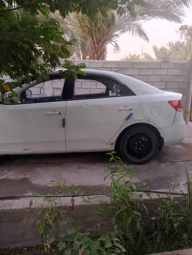السلام عليكم 
سيراتو موديل 13 خليجي رقم بغداد سياره مكينه وكير مكفولات بيه جنطه وربع البنيد وكرد بالجاملغ الخلفي ب 85 مكاني حله ورديه خارج مكلف بالنشر للاستفسار الاتصال ياسر عامر *********** حلة, بابل
