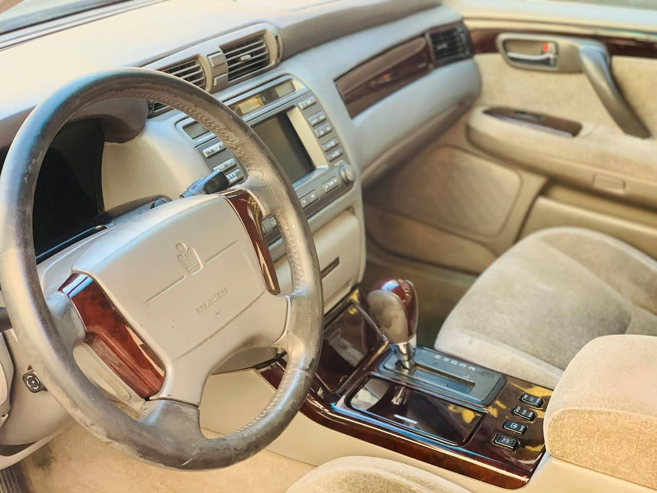 السلام عليكم 
ملكه للبيع 2003 ، قرار 48
4 دگم ، D4 الكبير ، شاصي 75 
دبل شاشة ، ثلاجه ، مري شفط 
كشنات كهرباء ، تخم تاير جديد 
حدادية جديدة ، عليها ادامة كامله
محرك و گير كفالة السيارة طلقة
مكفولة من الاصوليات كامله 
مدفوع الگمرك باقي تدفع الفلوس وتستلم اللوحات 
مكان السيارة النجف 
السعر 105 وبيها مجال 
***********
