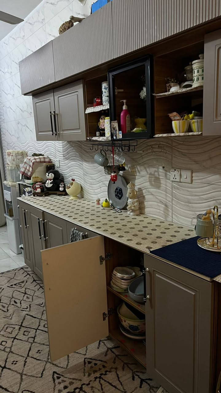 كاونتر  للبيع / سنك متر منفصل
ملحق وكاونتر 3 متر  داخل وخارج  mdf فقط ابواب  hdf 

سنك مرمر سطح كله mdf للبيع  نضافه فول فول مكان بغداد الدوره ابودشير  اي استفسار خاص  الي ميشتري  لايدخل  خاص بلازحمه ❤️   اي استفسار ع خاص  ممتواجده ع تعليقات  اني


**إذا كنت صاحب هذا الإعلان وتريد حذفه لأي سبب، رجاءا أرسل رسالة إلى الدعم الفني**