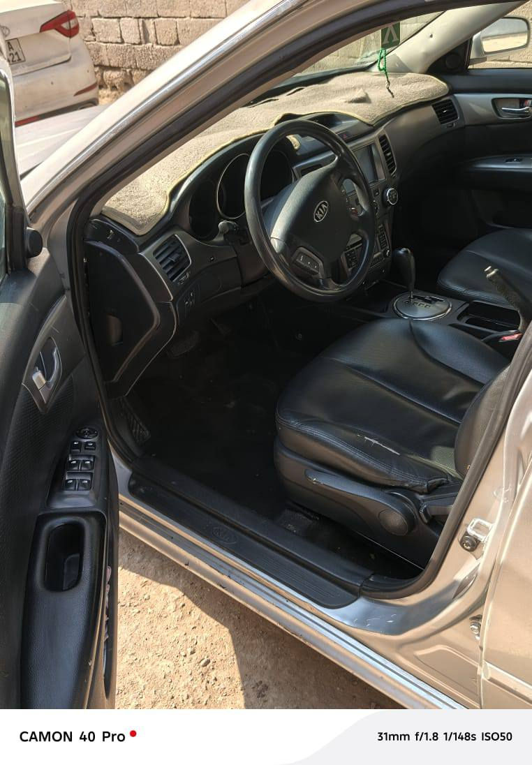 السلام عليكم سياره اوبتيما موديل ٢٠١٠ أدوات أدوات تبريد تدفئة دواخل بديهه جديد  سياره ماناقصها أي شي بس حداديه أمامه الخلفيه توه مسويهه محرك وگير بالكارتون سعر 33 وبيهه مجال حگ  الجيه عنوان بصره أبو الخصيب التواصل *********** بي واتساب
