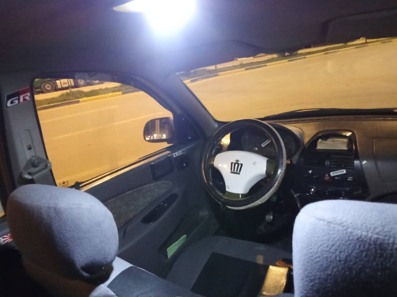 السلام عليكم طيبه لبيع مديل 16كفاله عامه قطره صبغ مابيه بيه خيط بخار السياره حداديه جديده تخم تاير جديد السياره بيه منضومة غاز  بسمي مداور ثاني يوم 38وبيه مجال مكاني كربلاء حي الطارات رقمي ***********
