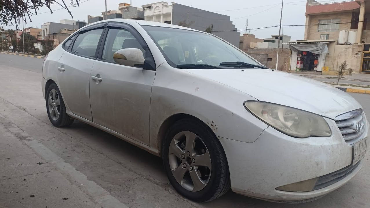 سلام عليكم انتر للبيع موديل ١١ كير ومحرك شرط بيه ضرر تحرير ومصبوغه عام كربون موجود وكاله وتحويل سعر ٩٠ وبيه مجال ***********
