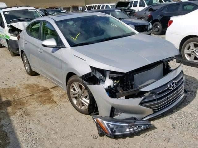 سيارة النترا مديل2019 وارد أمريكي فول مواصفات رقم بغداد
سيارة نضيف مابيه اي نقص كله شغال 
مواصفات / بصمة تشغيل  /كامره خلفيه دواره /رادارات جانبيه /كشن تدفئه /تحديت مسار /فتحه سقف
ضرره/جاملغ الأيسر وبيه سونار مرفق بلصور 
سعر/135$ مكانه ديالى 
الاستفسار الاتصال/***********

