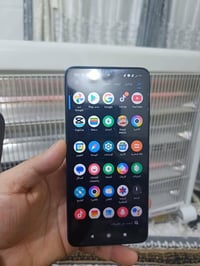 بوكو X3 برو • ٢٥٦ • فلوجه الشراي