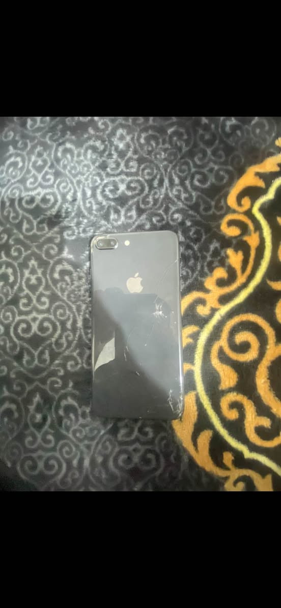 8 بلاص وتر ١٢٨ بطاريه ٧٣ ايفون١١ مبدل شاشه وبطاريه لكامره مغوشه ١٢٨ بطاريه ٧٢ كله شغال ل ٨ ب١٥٠ قفل ول ١١ ب١٥٠ قفل عماره ميسان قادسيه *********** عمارة, ميسان
