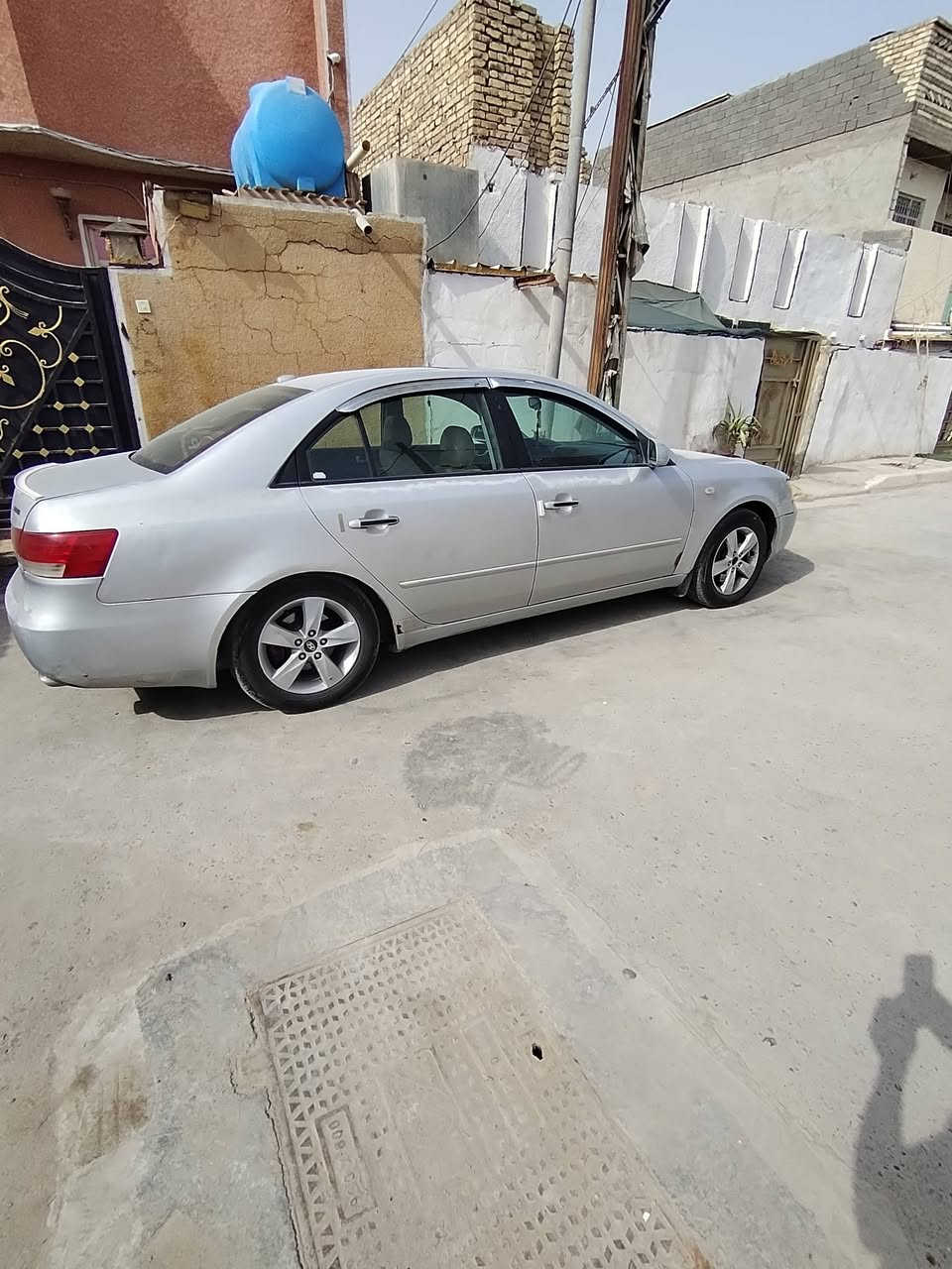 السلام عليكم أخوان سوناتا موديل ٨ بسمي بغداد مشروع وطني جاملغ وبنيد تبديل وجاملغ الخلفي صبغ  كير مكينه لا تبخير ولا تنقيص مكينه ٦.مكان السياره بغداد حي اور *********** تحياتي
