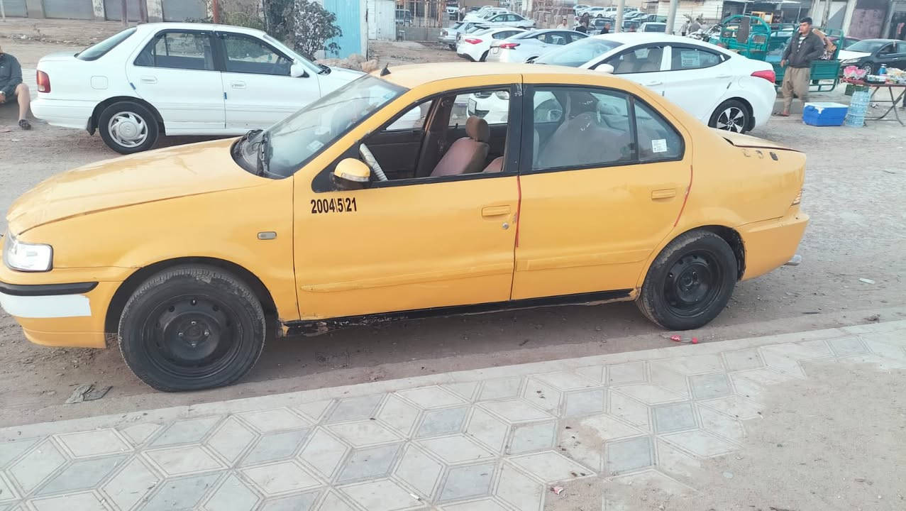 السلام عليكم سياره للبيع سمند سورنت موديل ٢٠١١رقم بغداد رقم الهاتف.   ***********مكان السياره ديالى
