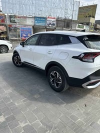 سبورتج موديل 25 الفه LX وارد أمريكي حادث سيارة تبديل جنطه نفس لون ول ب...