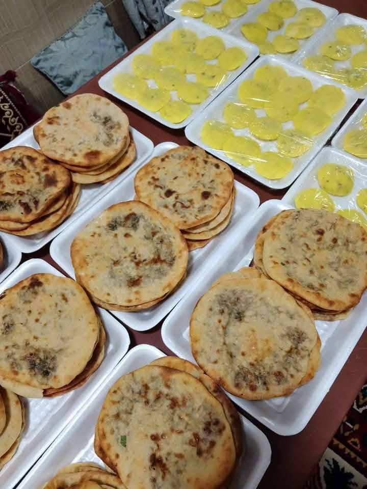 السلام عليكم متوفر كلشي ورد كبر مكدوس زيتون جثي لحم بعجين دولمه طرشي محشي خيار ناعم طرشي مشكل فرافير كبه للبيع ويوجد خدمة توصيل ***********
