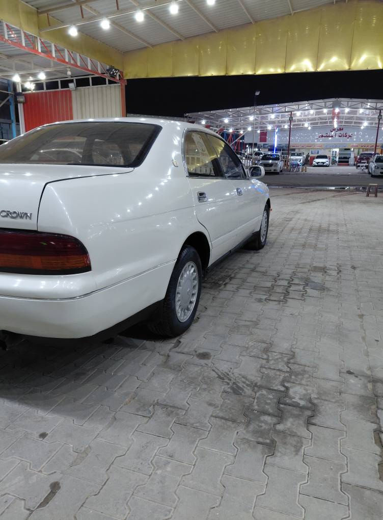 تويوتا كراون نجف موديل ١٩٩٢ مكفوله كص ونقل جثه وضربه قويه  كير مكينه تبريد حداديه مكفول  السعر ٥٥ وبيها مجال مكان نجف للاستفسار ع الرقم *********** النجف, العراق
