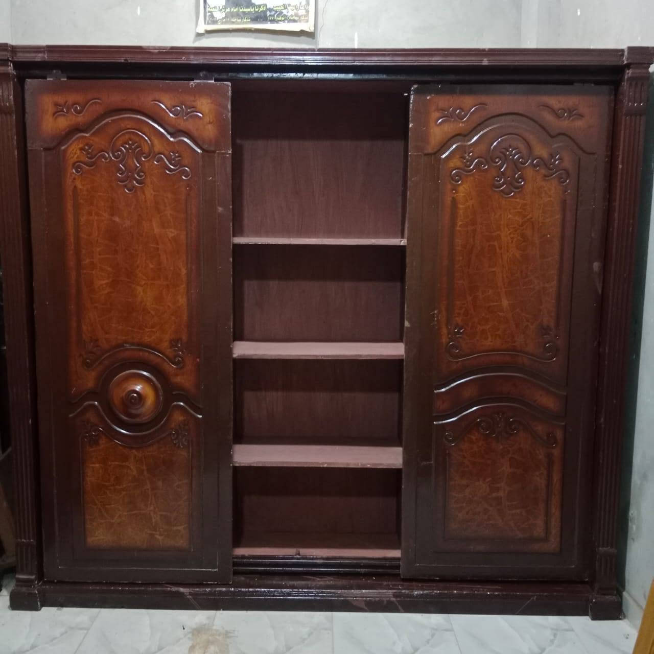 دولاب ثلاثه ضلفه جرار خشب كبس موسكى مقاسه 260 عرض الجنب 60 ارتفاع 235
وتساب01011038677


**إذا كنت صاحب هذا الإعلان وتريد حذفه لأي سبب، رجاءا أرسل رسالة إلى الدعم الفني**