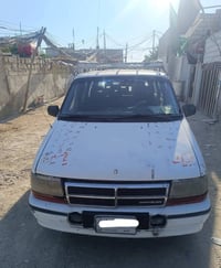 دوج كلايزر 1995 سبعه راكب  للبيع السعر 30 وبيها مجال بسيط  محور كير وم...