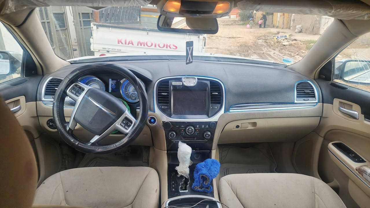 سلام عليكم مرخصت صاحب الكروب المحترم البيع اوبامه 2014محدثه سياره 2018 سياره هيمي 5700كير ومكينه بعدهن بلايلون تخم تاير ويل عشرين عنكبوت تتفئه تبريد سستم سماعات اليت زنون اليزري بيع او مراوس حسب القناعه مكان بغداد ***********
