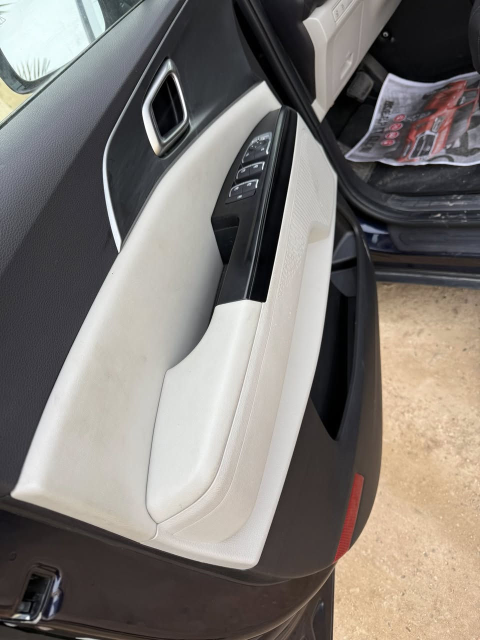 بسم الله وع بركةالله كرنفال موديل2024تترقم كافة المحافظات عده محافظة كردستان بيها اربع قطع صبغ معمره تعمير 100/100
موصفات فول ماعدا الفتحه صندوق موكهرباء تخم تاير جديد سياره ماشيه 7000ميل مابيها مصرف دينار واحدالسياره جاهزه للشغل مكان السياره القائم السعر195وبيها مجال قليل
رقم الهاتف***********
رقم الهاتف***********
تواصل واتساب
