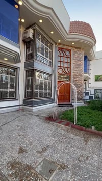 🏠دار للبيــــــــــع  فـٓــــي حـــــــي الجامعــــــة قـــــــرب المد...