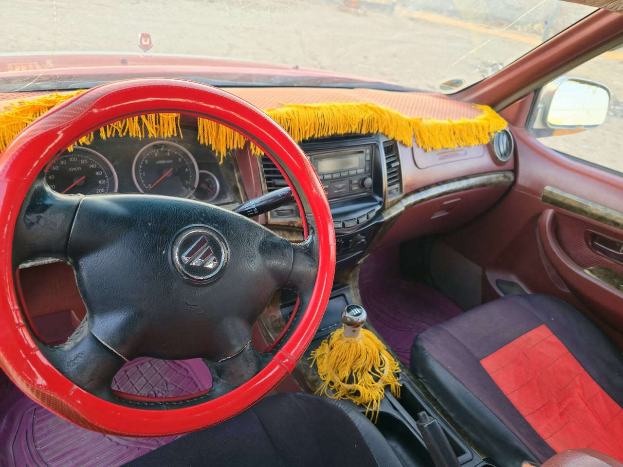 السلام عليكم سياره فتون 2013 مكفوله من الضربه والتبديل مكينه وكير وحداديه شرط كهربائيات شغاله كلها سنويه لل 2027 رقم واسط مكاني الديوانيه السعر 58 وبيها مجال للاستفسار *********** بي واتساب ***********
