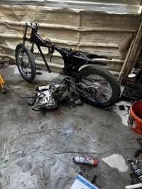 دراجة كاملة • شاصي ومكينة • بصرة الجزائر