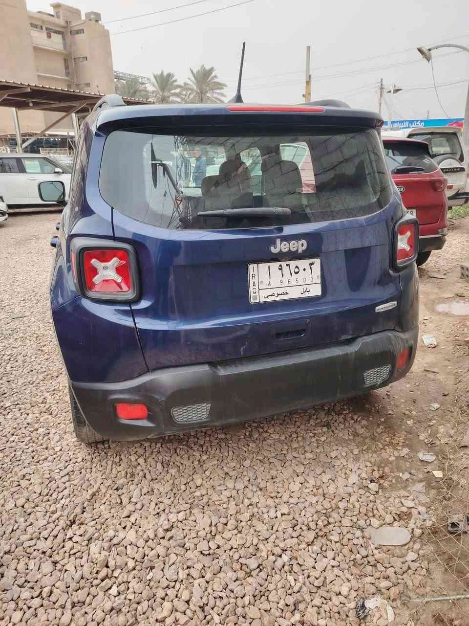 جيب رينكد 2018 سياره ضررها شويه من البني وشويه من الجاملغ السعر ١٢٠ وبيها مجال التواصل مع هذا الرقم ***********
