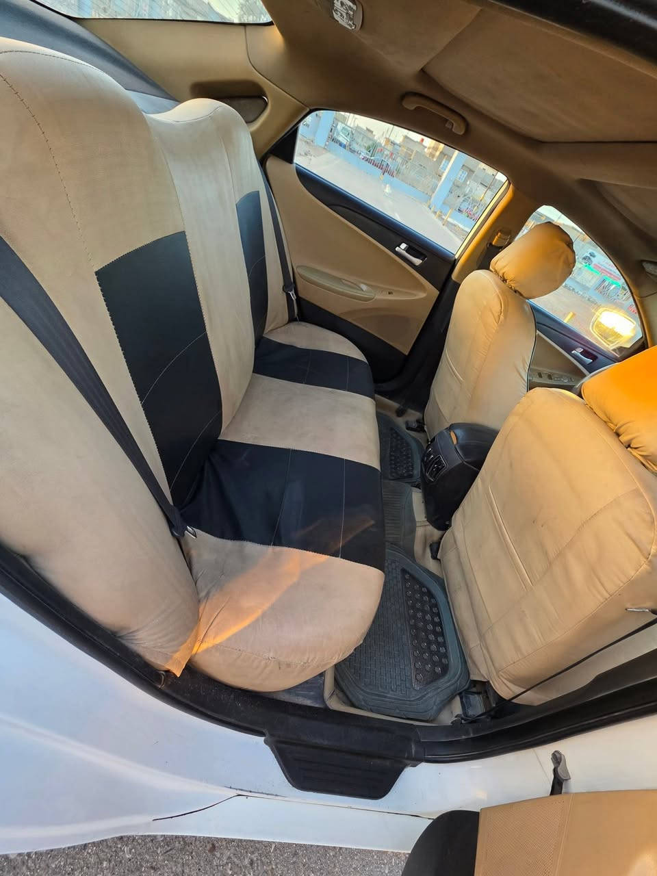 سوناتا مديل ١٣ خليجي فول موصفات محرك ٢٤٠٠ دوش رقم جديد سنويه جديده سياره مكفوله من الضربه وتبدل وصبغ عده الهلال خلفي جوة قبق البانزين ولباقي مكفوله سعر ١٢٠ عنوان بصرة هاتف 📱 ***********
