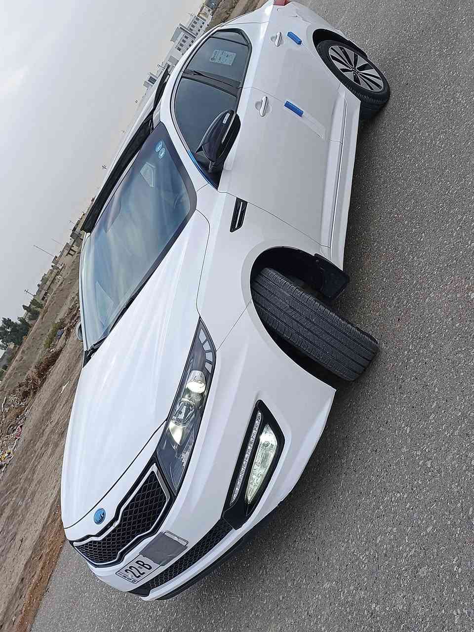 اوبتما 2013 خليجية فول مواصفات 1/1 للاخير
مكفوله كفاله عامه فقط بارد بسيط جدا موضح بالسونار 
رقم وسنويه وهزه جدد اربيل
مكينه 2400 دوش وكير مشروطات 
تبريد وحداديه كله تمام جديد 
ماشية 160 الف فقط
السعر 147 مع المجال 
العنوان بابل 
***********
