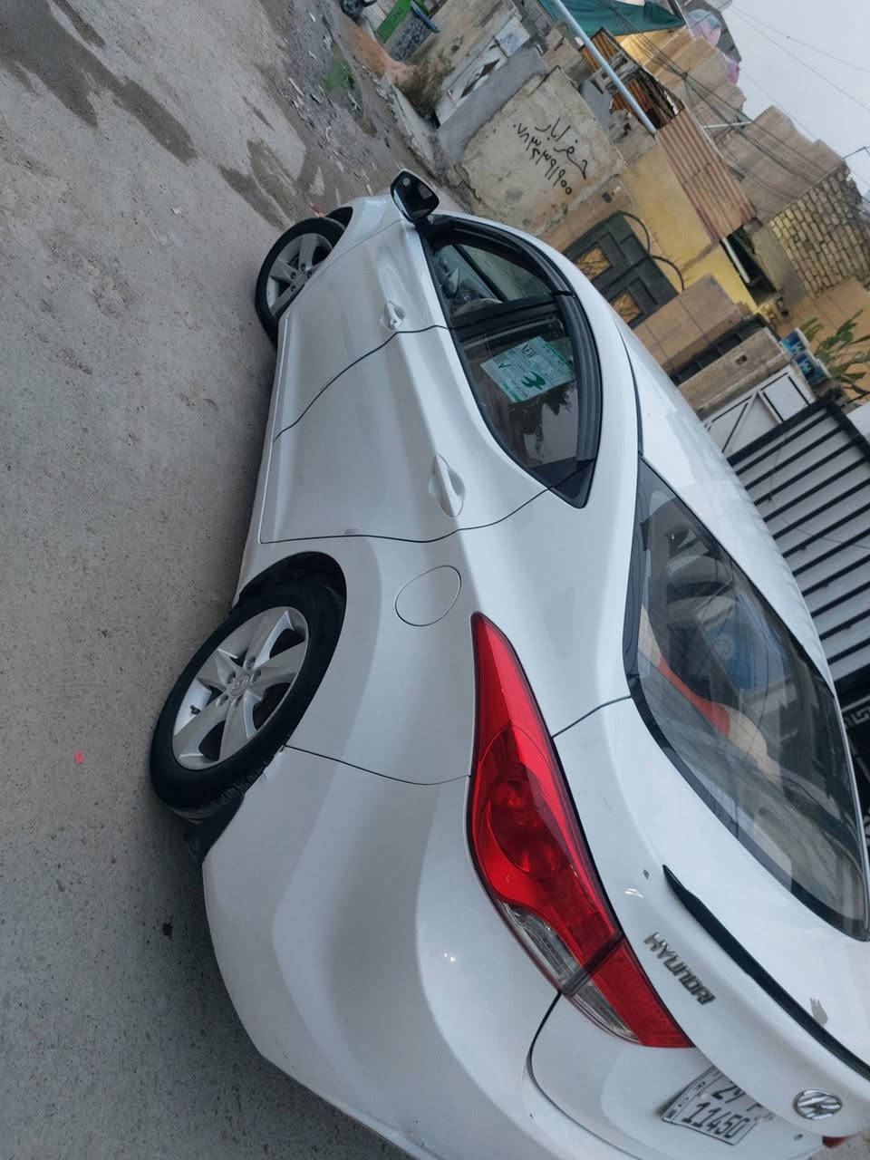 السلام عليكم  النترا ١٣ خليجي ١٦٠٠ مكينة لاحكة رقم واسط انكليزي باسمي  لاتكسر بحلال عالم متوازي على دين ***********
