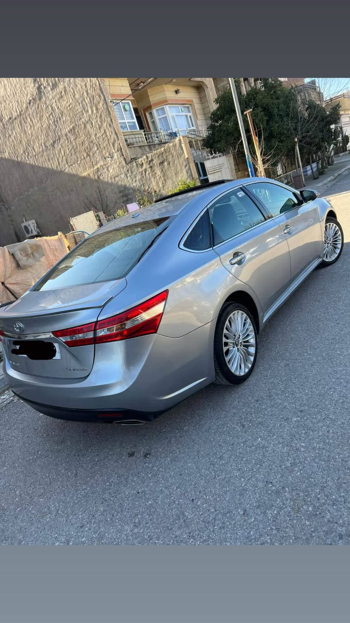 تۆیۆتا ئەڤەلۆن  
مۆدیل ٢٠١٥ لمیتد قەپات مواسەفات ئەمریکی
کوشن جڵد کارەبا و خەزن وسارد و گەرم سڵاید بەسمە پەردە ڕادار ئۆتۆ ستۆپ راداری خەتی جادە  eco هتد..
گێڕ و مەکینە بەشەرت نەکراوەتەوە 
سەیارەکە ٣ پارچەی پیشی بۆیاخە بێ ناو 
ڕەقەم و سەنەوی نوویە توند و تۆڵیشی بەشەرت 
نرخ ١٥٨ گەڵا 
ژ.م ***********
شوێن ڕانیە رانية, السليمانية
