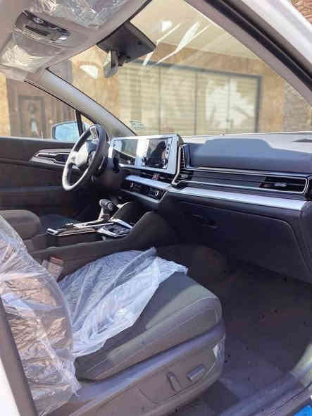 سبورتج 25 خليجي زيرو ضمان الدولية
  
المواصفات ••••
فول مواصفات عدا البنوراما والجلد
✅ نقطة عمياء
✅تشغيل بصمة 
✅ تشغيل عن بعد
✅كراسي كهرباء
✅جنطة كهرباء
✅تدفئة بالكراسي 
✅تدفئة بالستيرن 
✅سايدبريك دكمة 
✅شفتات كير سبورت بالستيرن
✅محرك سعة 2000 سي سي
✅شاشة تعمل بنظام بلي كار نفيكيشن  
✅ويل حجم 19
✅الشباك الامامي بلاك بيانو 
✅حساسات امامي خلفي 
✅كامرة دوارة
✅اوتو هولد 
✅درايف مود
✅مانع انحدار
✅مانع انزلاق
✅ تحكمات الستيرن جهتين
✅ شفتات كير بالستيرن  
✅شحن وايرليس 
✅المري الجانبية طي وفتح كهرباء 
✅مع اشارة جانبية بالمراة
✅لايت زنون عالي ناصي 
✅لد ليزري امامي نهاري
✅بك لايت لد

السعر 250 ورقة 

***********📞

🟢 ضمان الدولية 5 سنوات 
🟢 4 تبديلات دهن مجانا .
🟢 سنة صيانة مجانا
