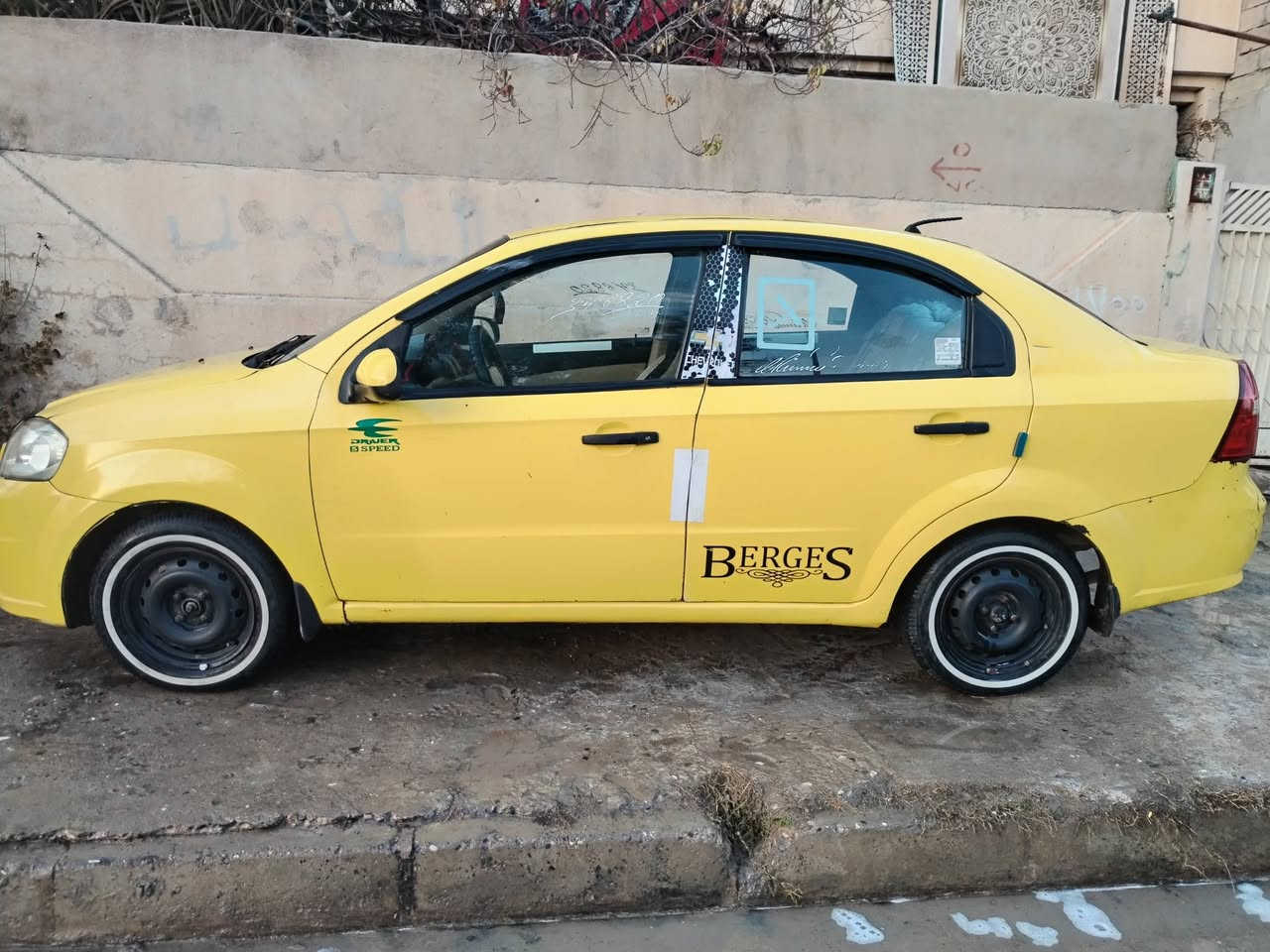 🚘افيو 
🖐🏻⬅️وارد كوري🇰🇷
🖐🏻⬅️موديل2010
🖐🏻⬅️محرك🚂دبل محرك وكير شرط 👍
🖐🏻⬅️رقم نينوى مسطرة 
✋🏻⬅️تبريد شغال 🥶
🖐🏻⬅️بيها كابون بانزين⛽ 
🖐🏻⬅️هيئه وغرامات صفر0️⃣ 
✋🏻⬅️ ضررها بابين امبدلات 
✋🏻⬅️بيها تلقيطات مال تكسي 
🖐🏻⬅️شرط التحويل🤝 بسمي السياره 
🚦السعر60💵وبيها مجال
الرقم ***********
