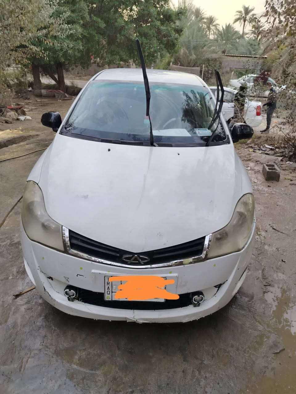 السلام عليكم. للبيع؟ شيري فلاوي 2013
صدر امامي خلفي جاهز
مكينة جديدة بجيس
تبريد عوزه غاز 
زوج تايرات جدد
سيارة مابيهه اي نقص وين ماتريد اطلع بيها
رقم قادسية
مالكهه بل ديوانية... السعر 30 وبيها مجال قليل
للتواصل الاتصال على الرقم ***********
