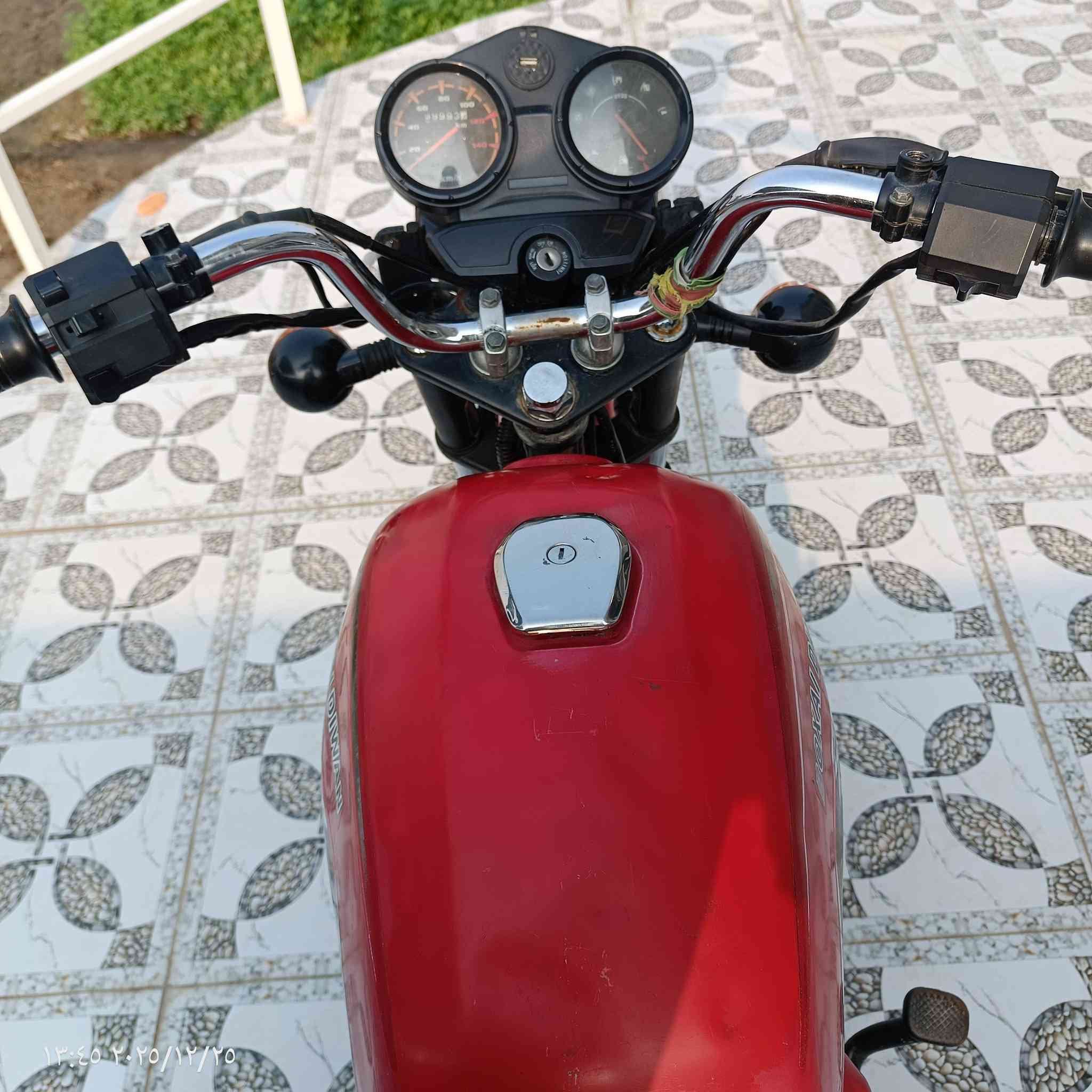 للبيع دراجه بوكسر مديل 21   اوراق اصولي العنوان واسط لأحرار المزاك لاستفسار عل رقم  الدراجه خير من الله مجفته قبل فتره لاستفسار عل رقم ‏‪***********‬‏/***********
