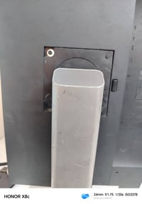 شاشة • ١٠٨٠×١٩٢٠ • كسر بالحامل