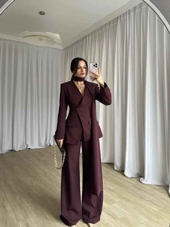 قاط رسمي3 قطع ترند الموسم 
القياسات:S M L XL 

السعر35 الف فقط 
توصيل لكل محافضات العراق 🇮🇶 Singapore


**إذا كنت صاحب هذا الإعلان وتريد حذفه لأي سبب، رجاءا أرسل رسالة إلى الدعم الفني**