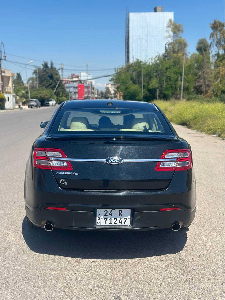 يا الله فورد تورس ٢٠١٣ فول خليجي بيها مكانين صبغ اثر شخوط شرط ليبل واحد رقم دهوك سنويه الجديده مشروع وطني سياره جديده من كل نواحي كلها اكفلها حداديه محرك كير تخم تاير مناقصها بس سيايق  محدثه شو ويل وشباك داخل بيجي مكانها ديالى بعقوبه رقمي *********** بعقوبة, ديالى
