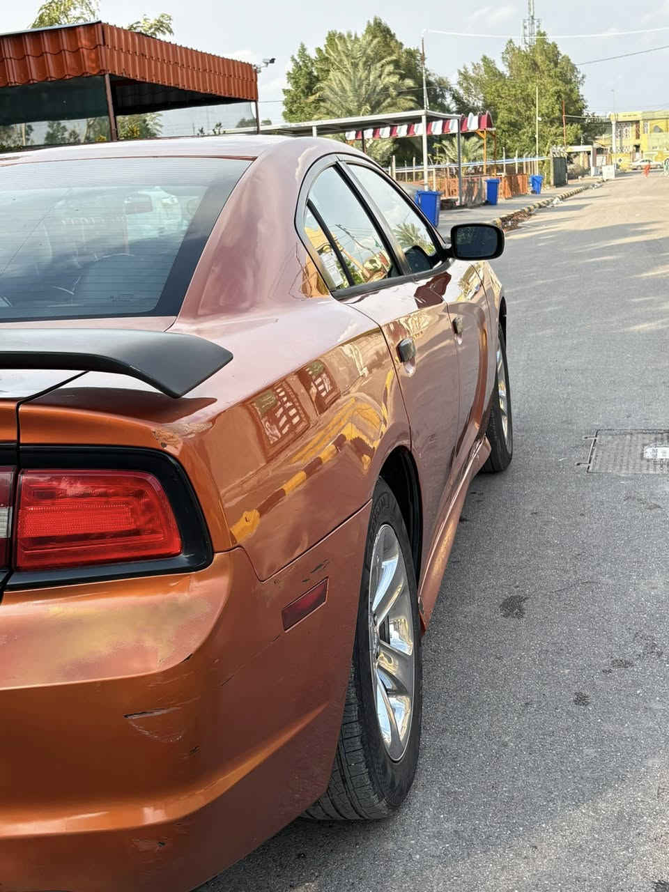 السلام عليكم جارجر موديل 2011 رقم سليمانيه بسمي سنويه جديده كير مكينه اكسل جديد تبريد ثلج تخم تاير جديد كهربايات كلهه شغاله بيه جاملغ وبنيد بدون دواخل شرط التحويل مكاني واسط الصويره السعر 135  رقم الهاتف ***********
