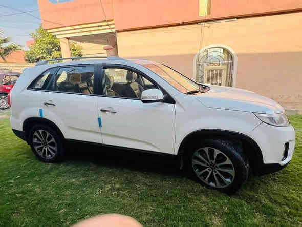 السلام عليكم ورحمه الله وبركاته
سورنتو 2013 شكل 2014  فولل مواصفات ماعدا البانوراما  (فئه خليجي)
السياره بيها شخوط بسيطه بل بابين
موصفات
1بصمه ابواب وتشغيل
2اشاره ترحيب
3اشاير مري شفط
4ثلاث قطع تبريد منفصل بس عايزو شحن غاز
5  اشاير بل مري
6 داخل جلد لونه المميز
7داخل صاج 
كامره وشاشه بلاديه الصغيره 
8حساسات امامي خلفي 
9فول تحكمات ستيرن
10 مثبت سرعه 
11محرك V6 المرغوب
السياره 7 راكب
السعر المطلوب182وبيها مجال ويرهم مراوس بكامري 2023
لل استفسار الاتصال على الرقم ادناه

‭٠٧٨٣ ١٩٩ ٥٣٨١‬
