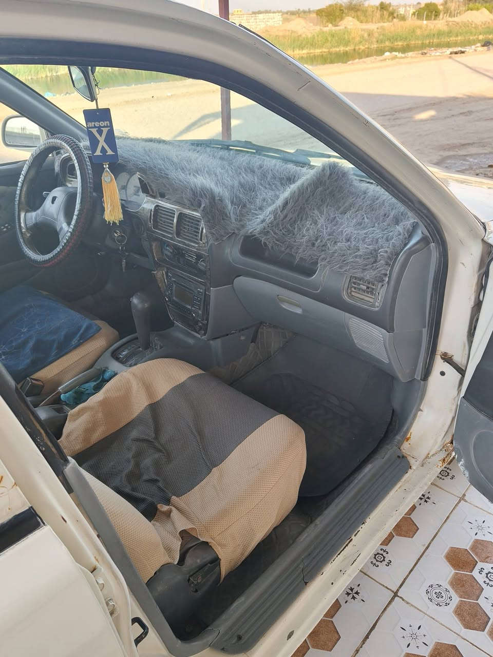 السلام عليكم  بروتون للبيع موديل 2000  مصبوغه عام للجماليه رقم قادسيه   انكليزي سنويه 2030 محرك بي تنقيص سياره جاهزه بسمي مكانهه ديوانيه سعرهه 33  ورقه  محرك نوزلات  للاستفسار الاتصال على الرقم ***********  متوفر واتساب
