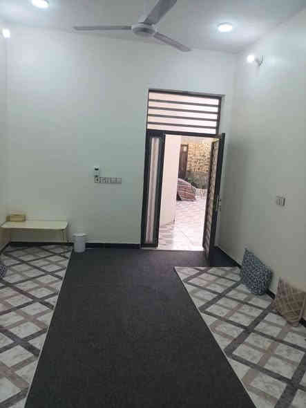 بيت طابو زراعي للبيع
مساحه 170متر
غرفتين وصاله ومطبخ وصحيات واستقبال
اساس كونكريت والسقف عكادة
بناء طابوق جديد
السعر 85
منطقة الدسيم

***********
