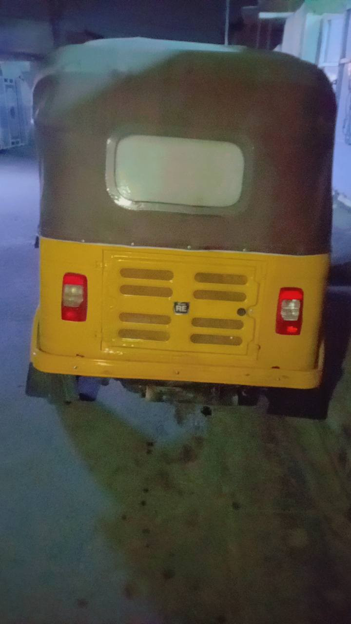 السلام عليكم للبيع تكتك مديل 2019 مكفوله من الضرربه معمره تعمير عام مصبوغه تكتك مكفوله من الضربه والجفيه
مكينه مكفوله شلعه ومعدل صوتهاا ناعم تكتك الله شاهد نضيفه كبل الشارع ربع ماذب عليهاا اواق كامله اتكفلك بل ترقيم مكاني بغداد جسر ديالى القديم السعر 4700 وبيها مجال هذه رقمي *********** ملاحضه مكلف بل نشر
